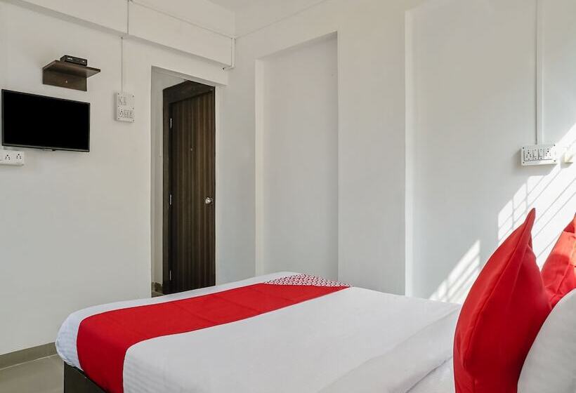 Oyo 24143 Flagship Hotel Blue Orchid