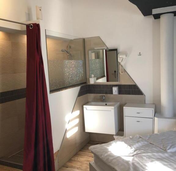 膳宿费 Center Rooms Villach