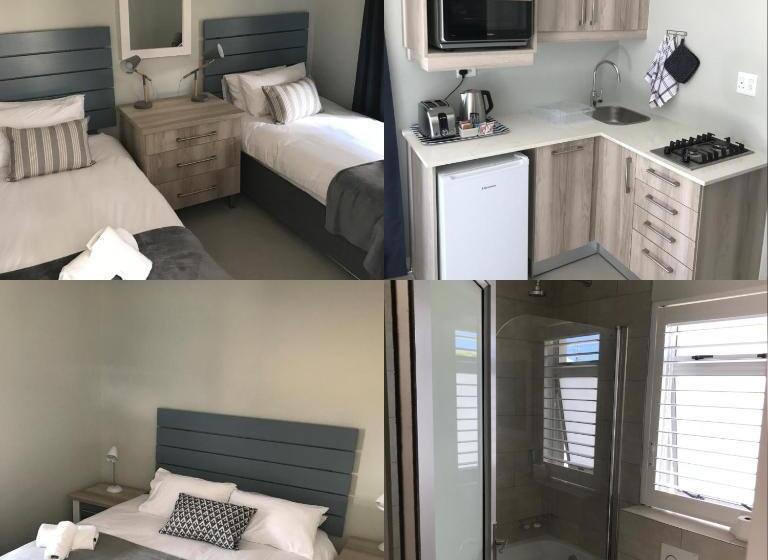 بنسيون Kleinmond Lodge