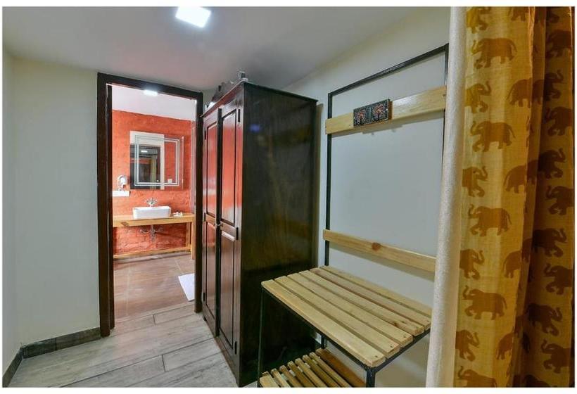 리조트 Fort Aranya