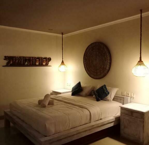 ユースホステル Bagus Ink Surf Camp