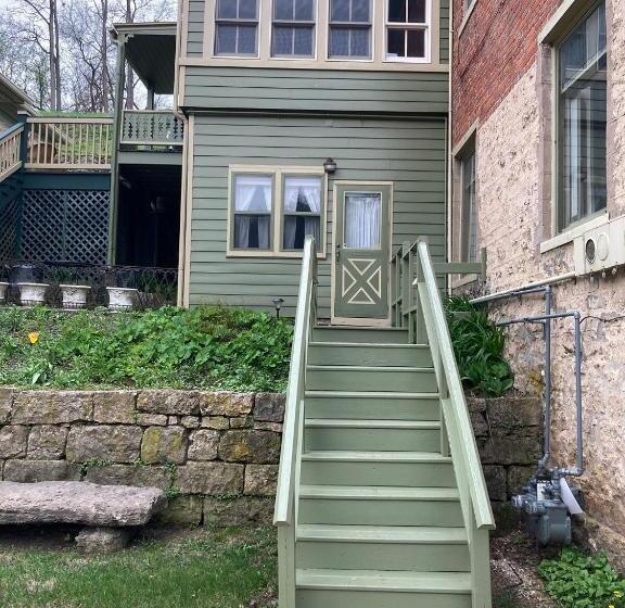 ベッドアンドブレックファースト Abe's Spring Street Guest House