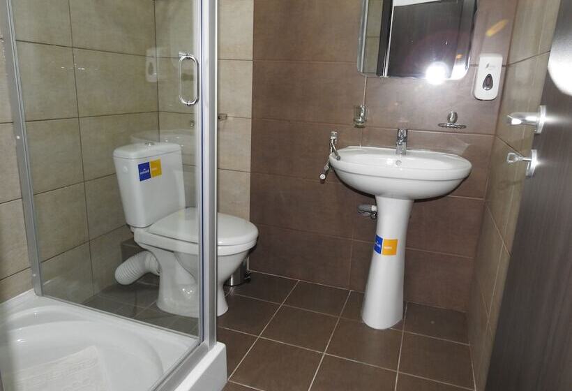 ベッドアンドブレックファースト Hb Brilliant