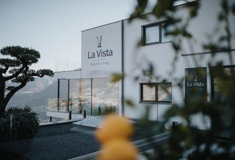 تختخواب و صبحانه La Vista Nature Living