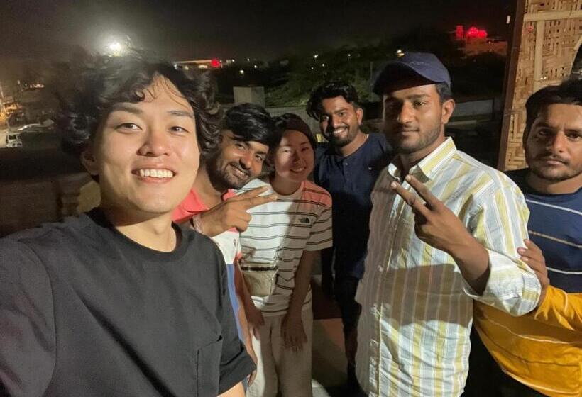 تختخواب و صبحانه Mirvana Guest House & Camel Safari