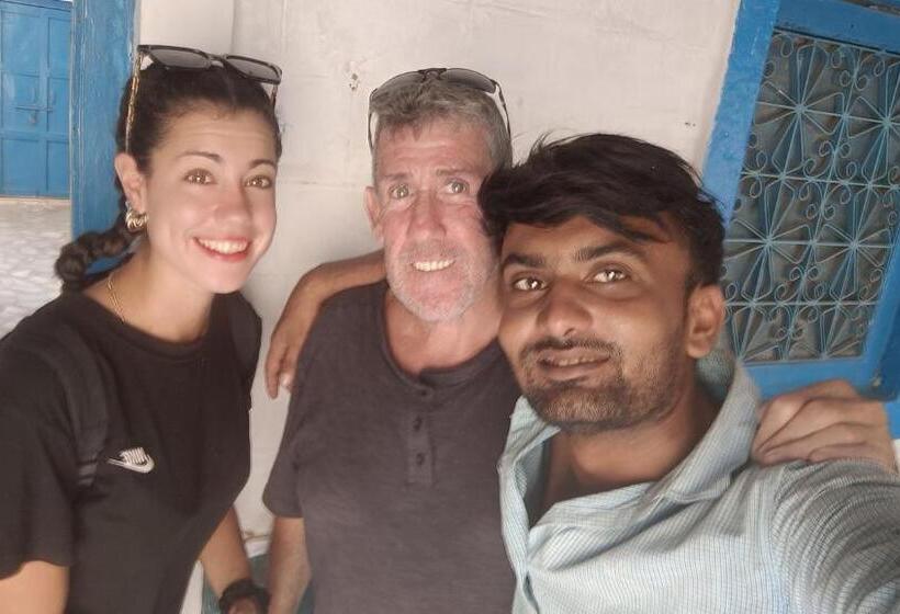 تختخواب و صبحانه Mirvana Guest House & Camel Safari