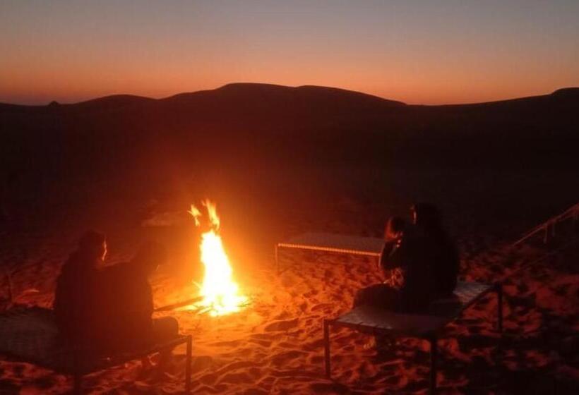 تختخواب و صبحانه Mirvana Guest House & Camel Safari