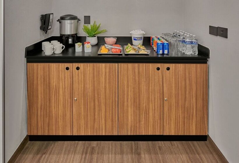 בית מלון כפרי City Express By Marriott Tapachula