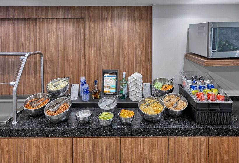 בית מלון כפרי City Express By Marriott Tapachula