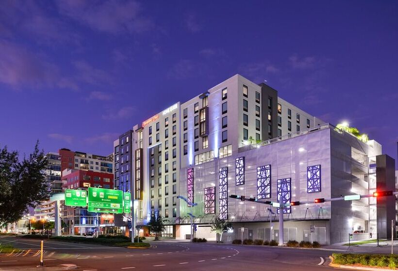 בית מלון כפרי Hampton Inn Tampa Downtown Channel District