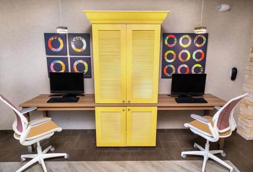 Отель Home2 Suites By Hilton Roseville Sacramento