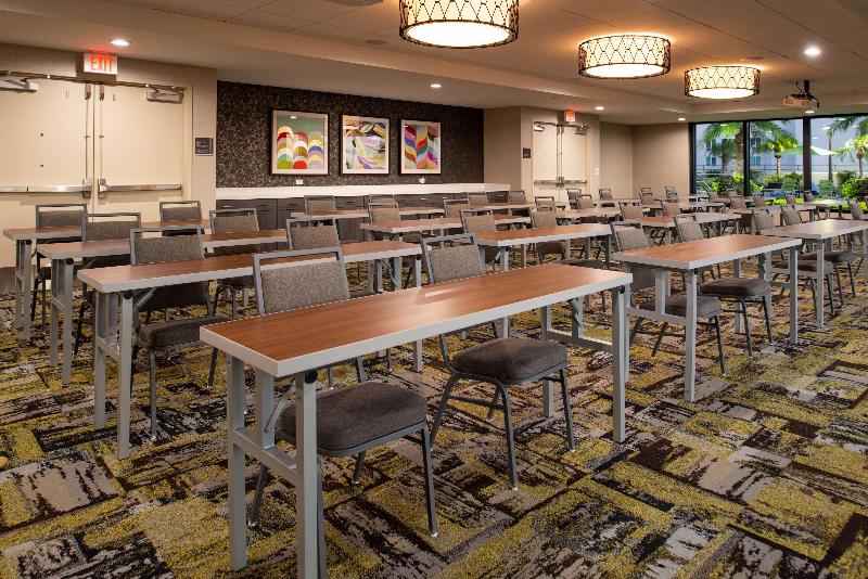 בית מלון כפרי Home2 Suites By Hilton Tampa Downtown Channel District