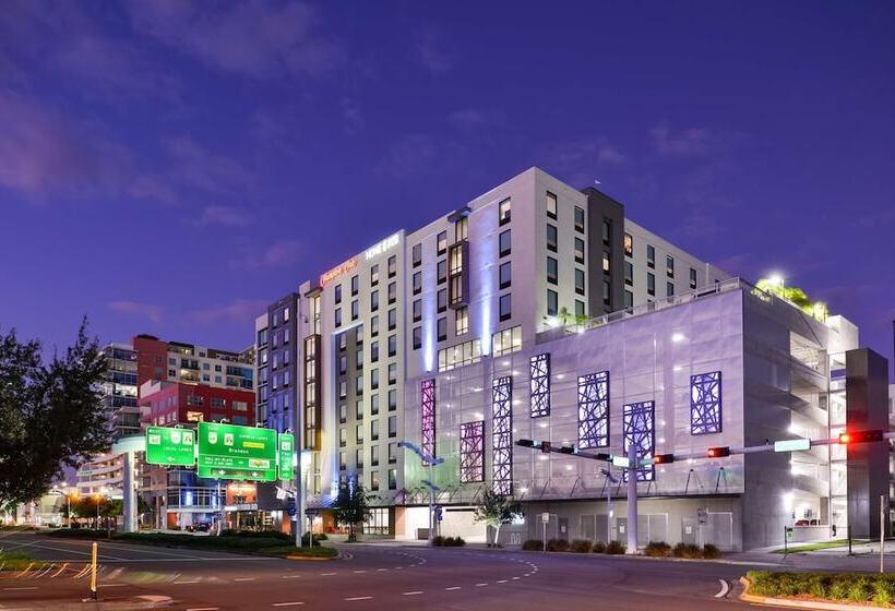 فندق Home2 Suites By Hilton Tampa Downtown Channel District