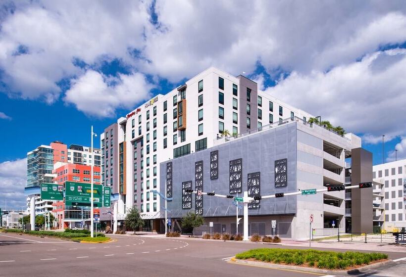 בית מלון כפרי Home2 Suites By Hilton Tampa Downtown Channel District