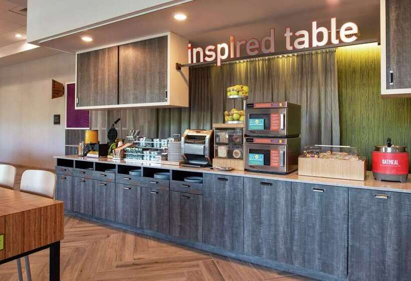 فندق Home2 Suites By Hilton Tampa Downtown Channel District