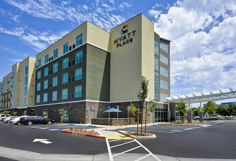 Отель Hyatt Place Fresno