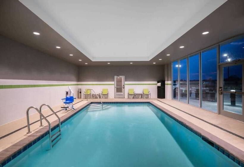 ホテル La Quinta By Wyndham West Memphis