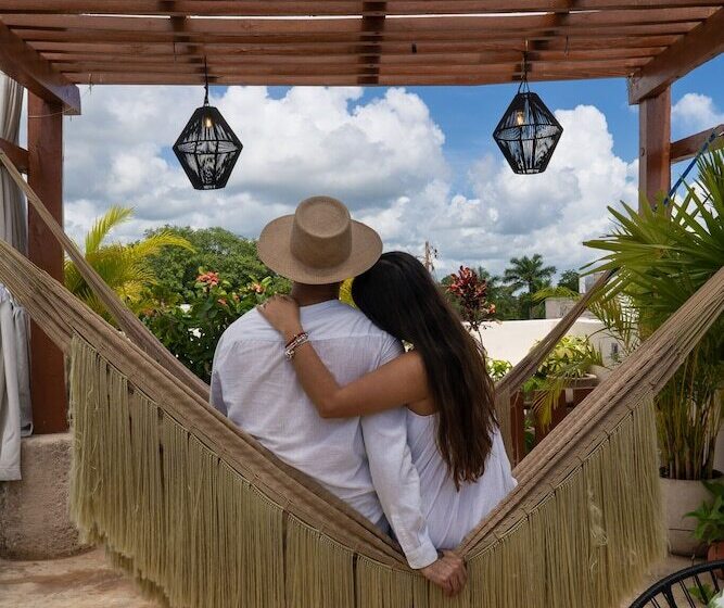 Le Muuch Hotel Boutique