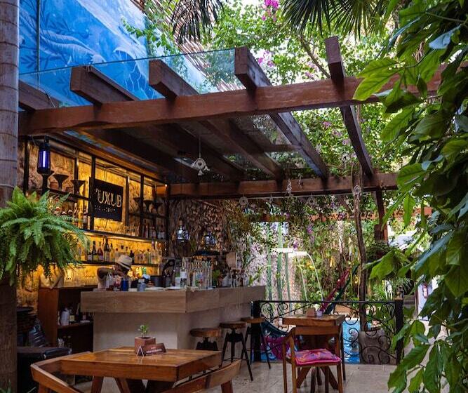 Le Muuch Hotel Boutique