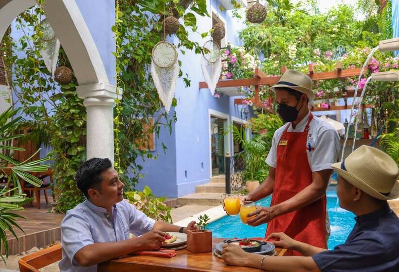 Le Muuch Hotel Boutique