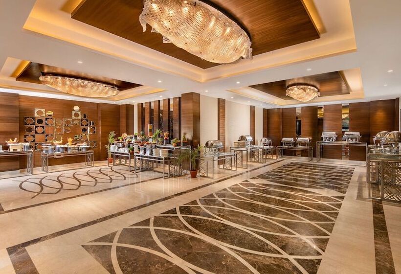 ホテル Nirvana Sarovar Portico Gorakhpur