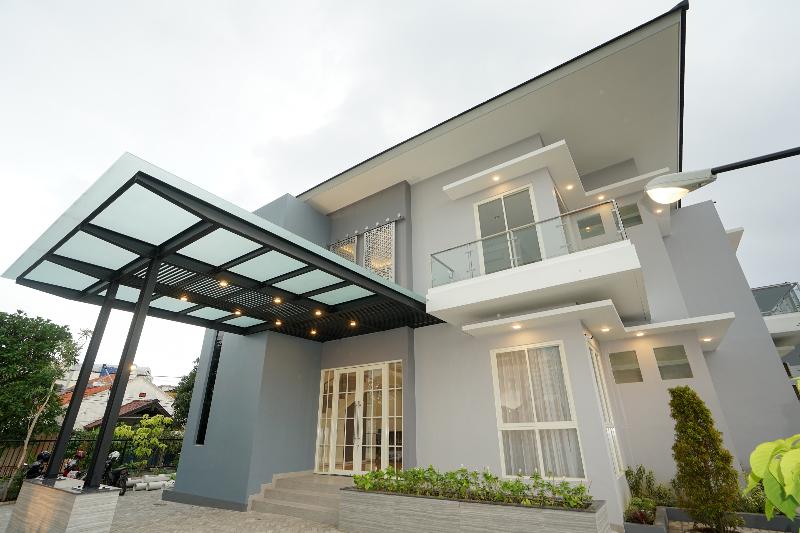Отель Oyo 477 Raka Residence Syariah, Purwoharjobanyuwangi