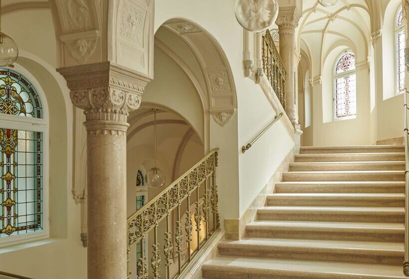 Párisi Udvar Hotel Budapest, Part Of Hyatt