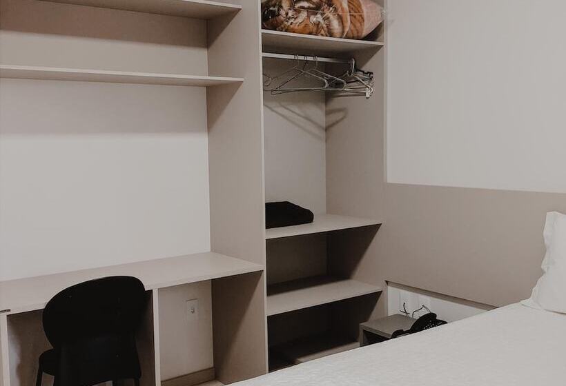 ホテル Petri Plaza