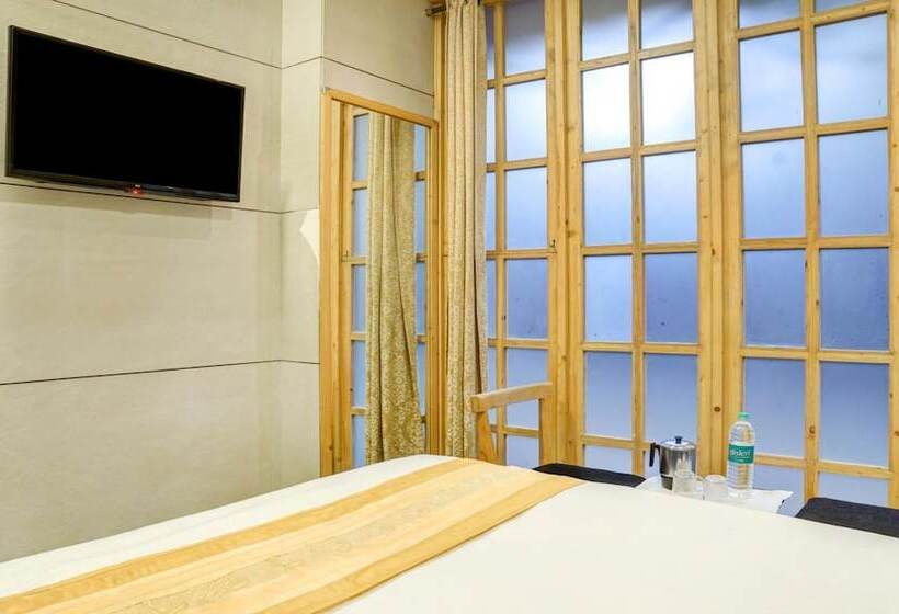 호텔 Rooms Dadar Near Station