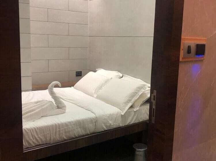 فندق Rooms Dadar Near Station