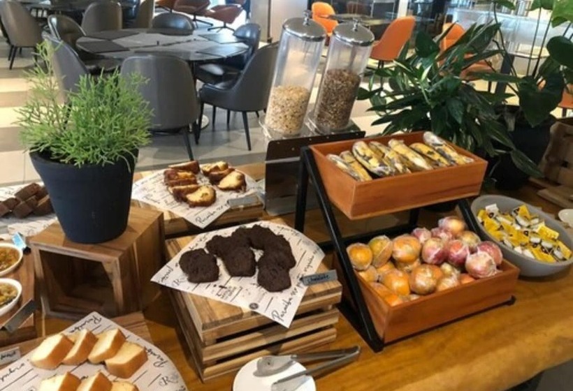 ホテル Slaviero Campina Grande