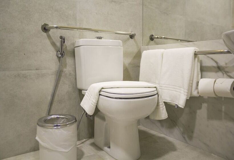 ホテル Slaviero Campina Grande