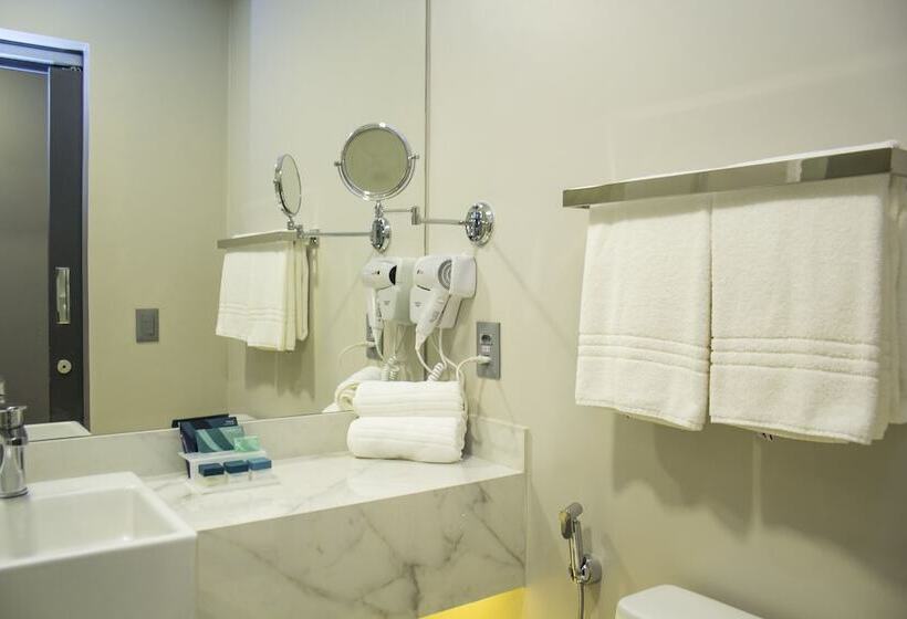 ホテル Slaviero Campina Grande