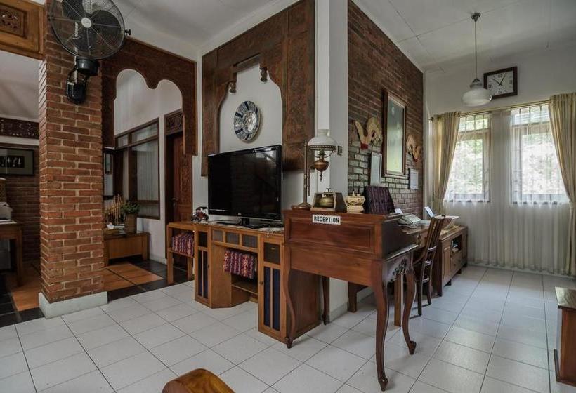 膳宿费 Sekararum Butik Syariah Guesthouse