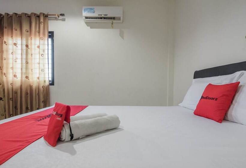 펜션 Reddoorz Syariah Near Jamtos Jambi