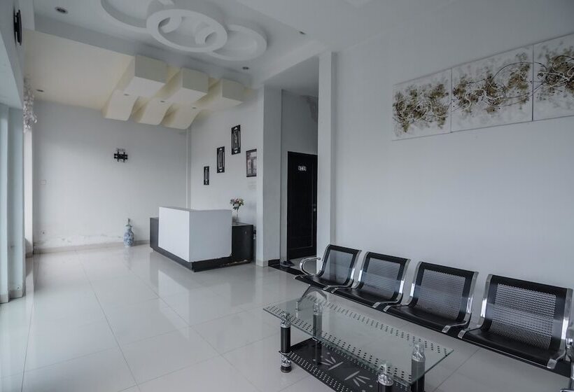 펜션 Reddoorz Syariah Near Jamtos Jambi