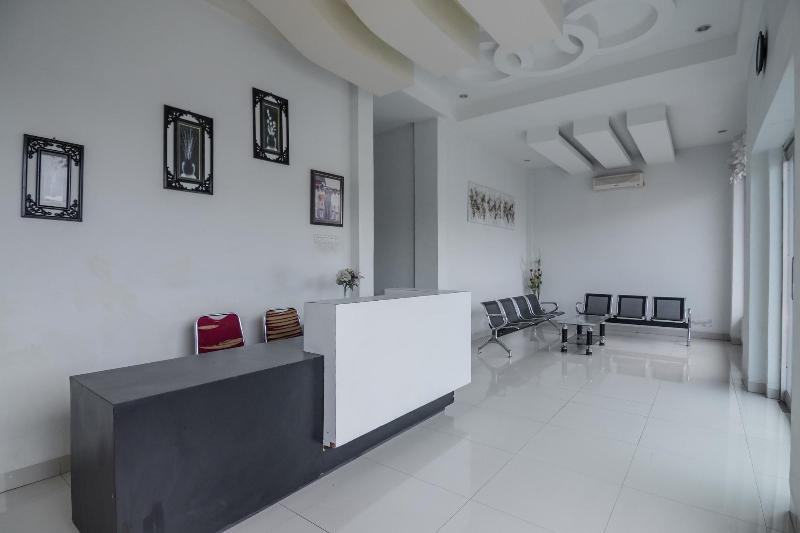 펜션 Reddoorz Syariah Near Jamtos Jambi