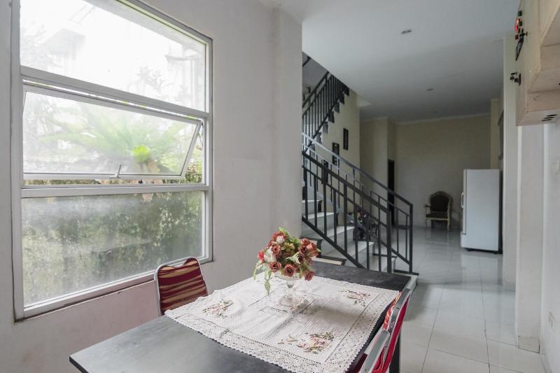 펜션 Reddoorz Syariah Near Jamtos Jambi