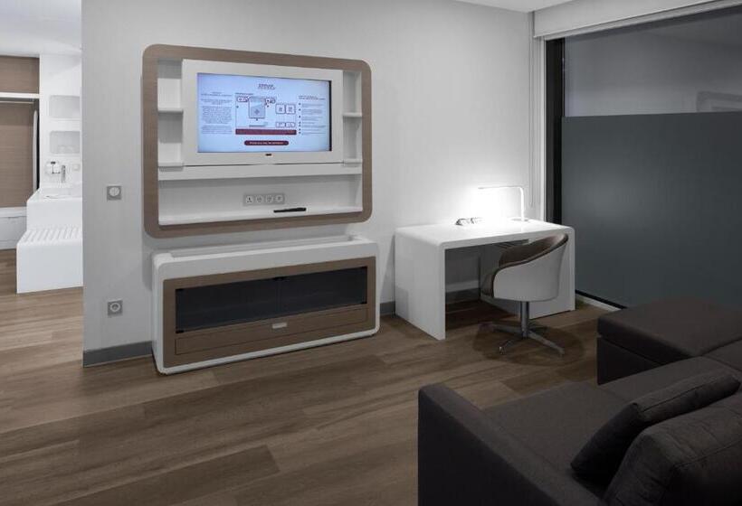 Yotel Istanbul Airport Landside, City Entrance