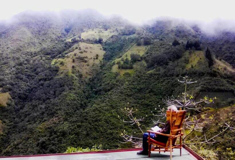 تختخواب و صبحانه Finca Petrona