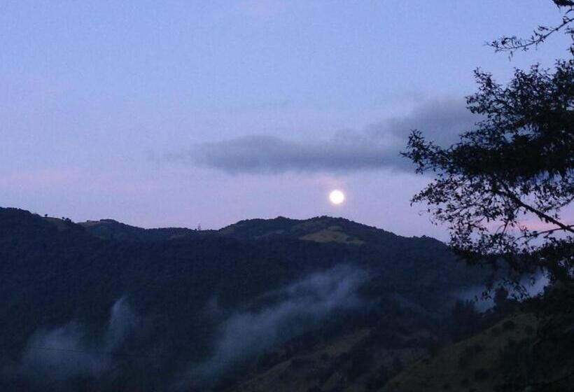 مبيت وإفطار Finca Petrona