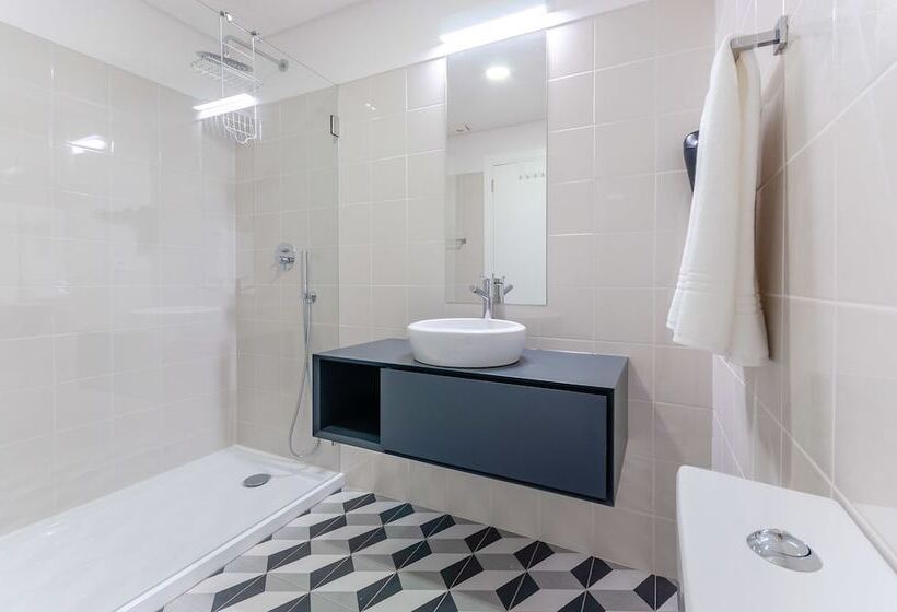 تختخواب و صبحانه Nlc Rooms & Suites