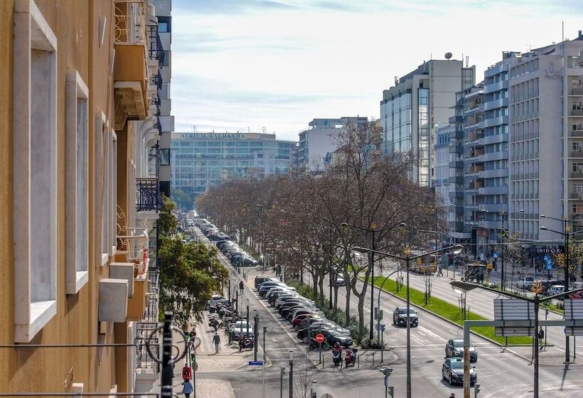 تختخواب و صبحانه Nlc Rooms & Suites