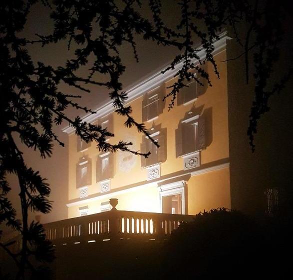 ベッドアンドブレックファースト Villa La Palazzina