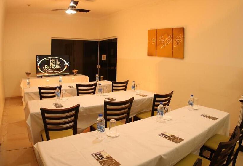 ホテル Bella Vista Park