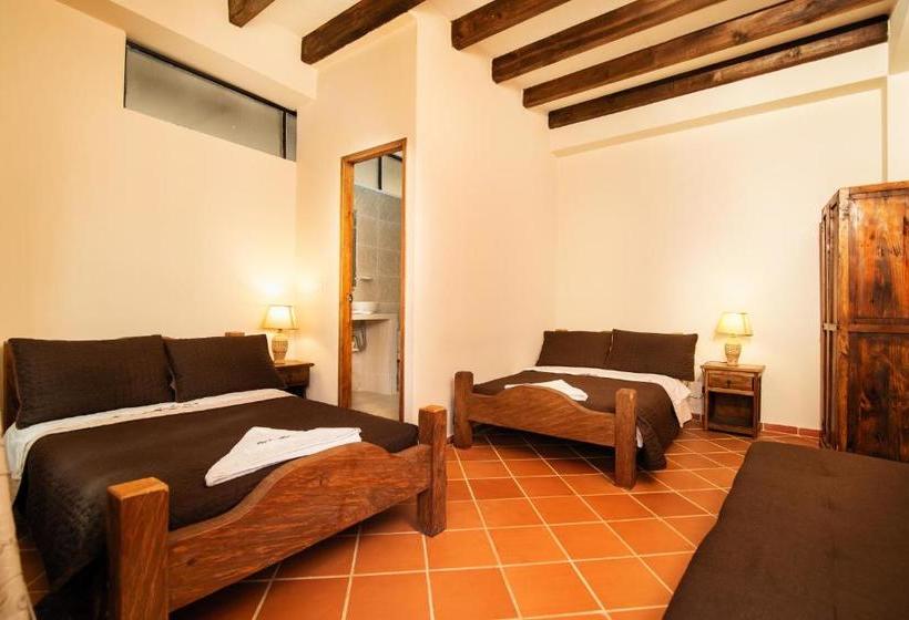 בית מלון כפרי Casa Moreno La Vega