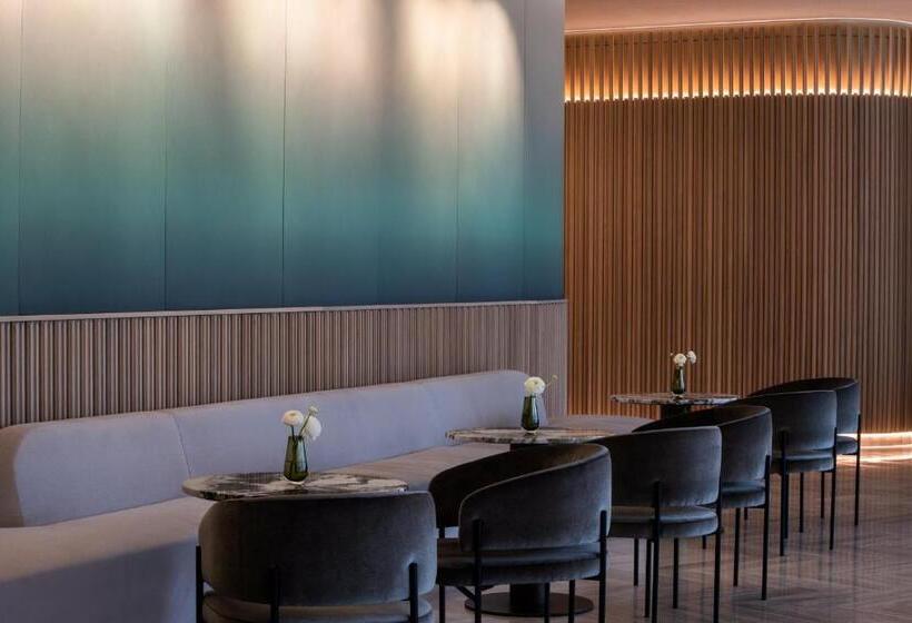 Four Seasons Hotel Montreal