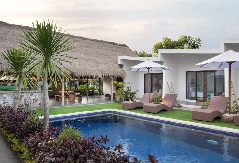 هتل Jago Gili Air