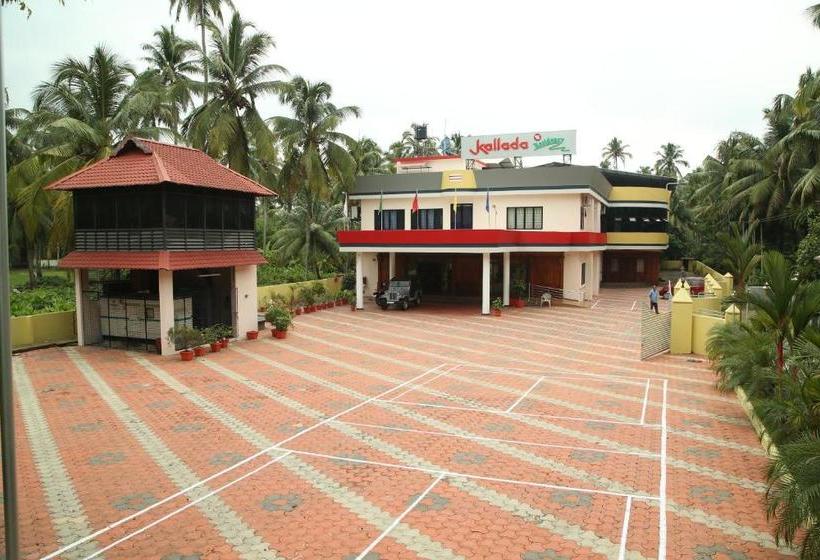 ホテル Kallada Residency