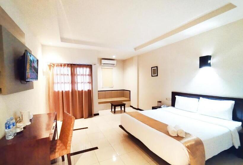 בית מלון כפרי Kuraya Residence Lampung